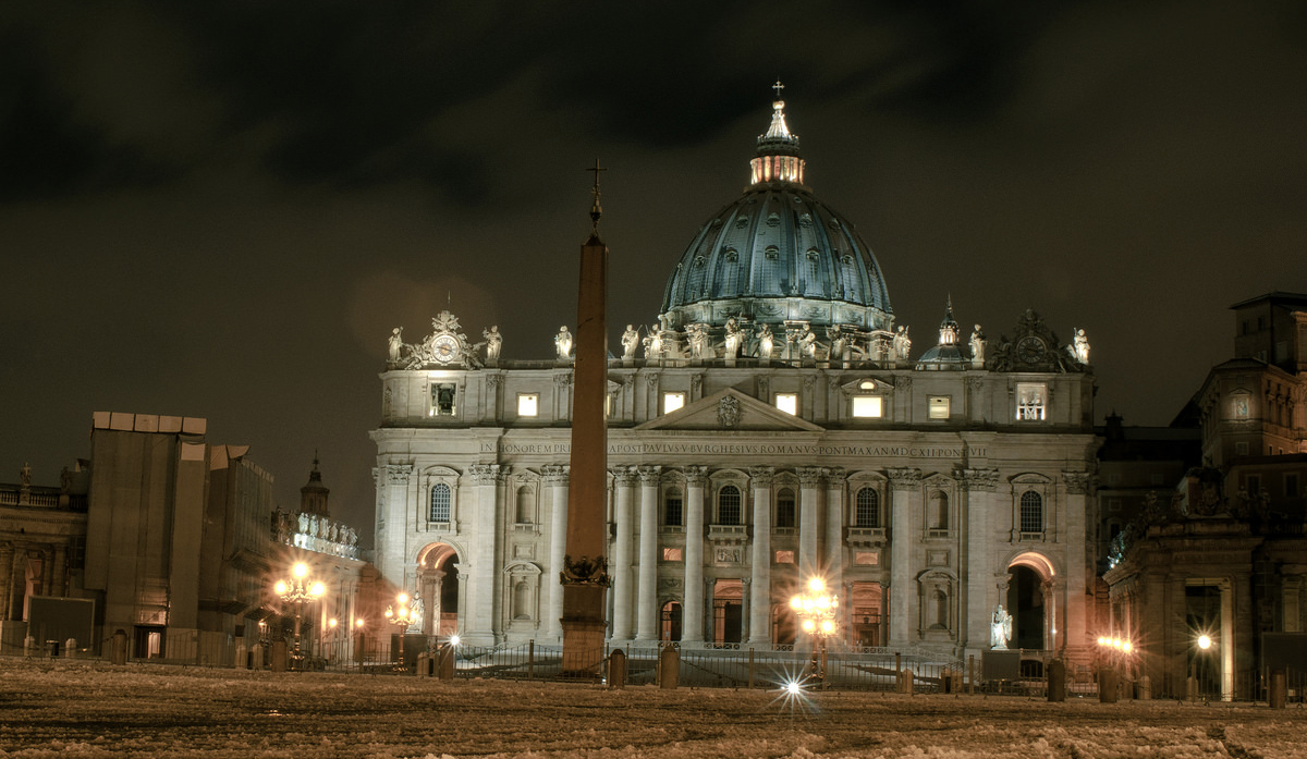 Basilica di San Pietro in Vaticano | Storia, Descrizione ed Informazioni