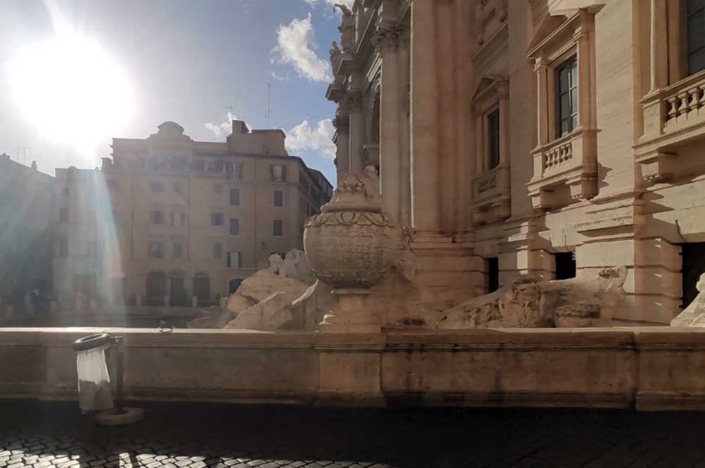 Fontana di Trevi: l'asso di coppe che nasconde l'opera