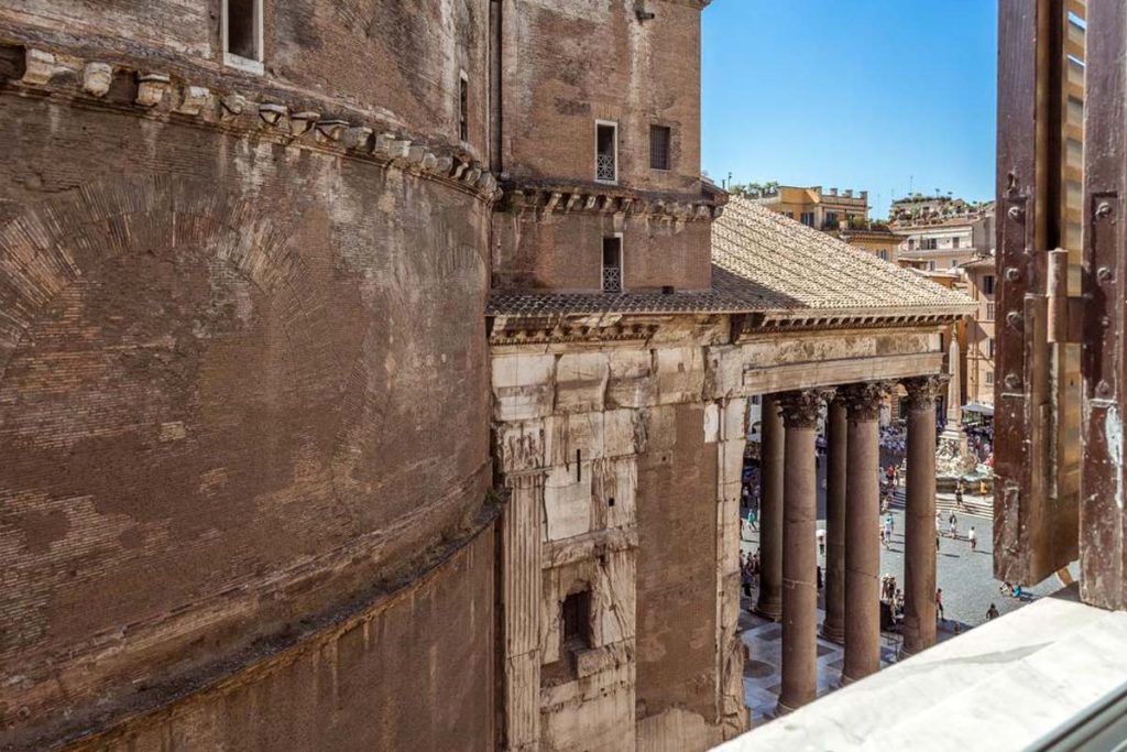 Camere in affitto: Hub Pantheon - Roma