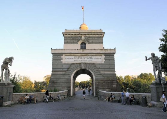 Ponte Milvio: il Ponte più antico di Roma. Storia, Architettura e Curiosità