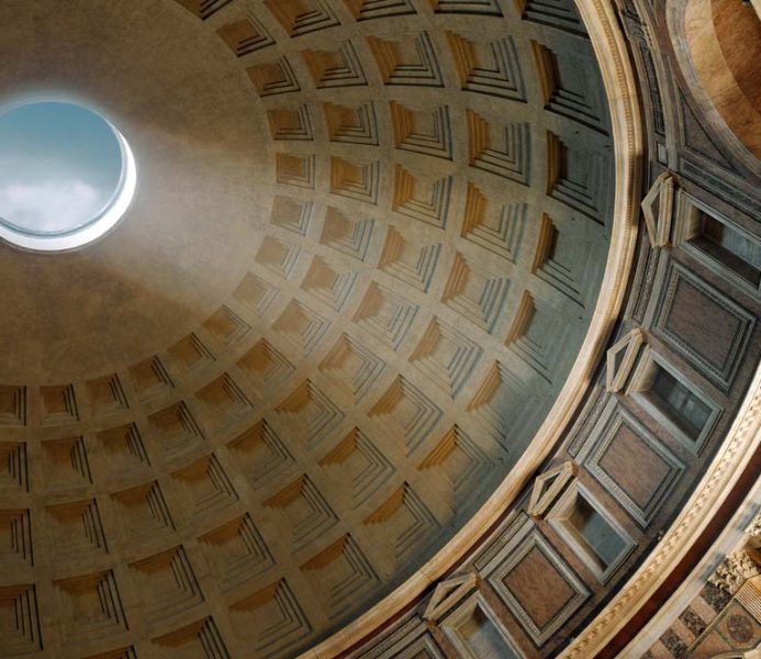 Tour guidato del Pantheon, famoso per la cupola e l'oculus